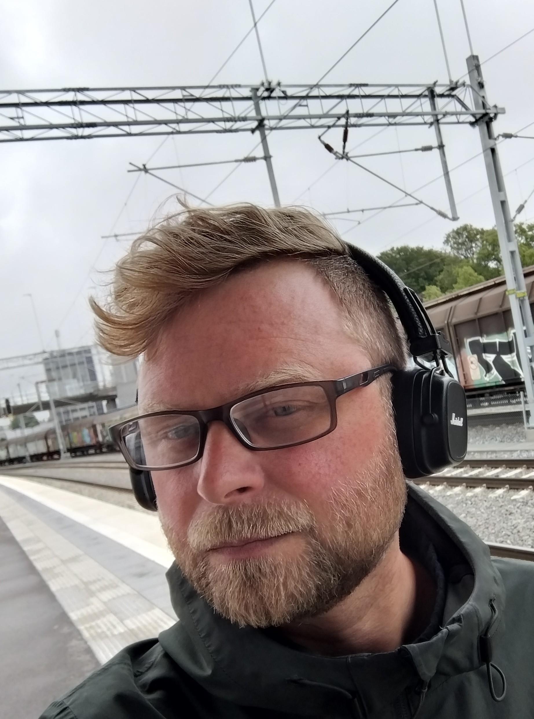 Cosmovalent profile photo